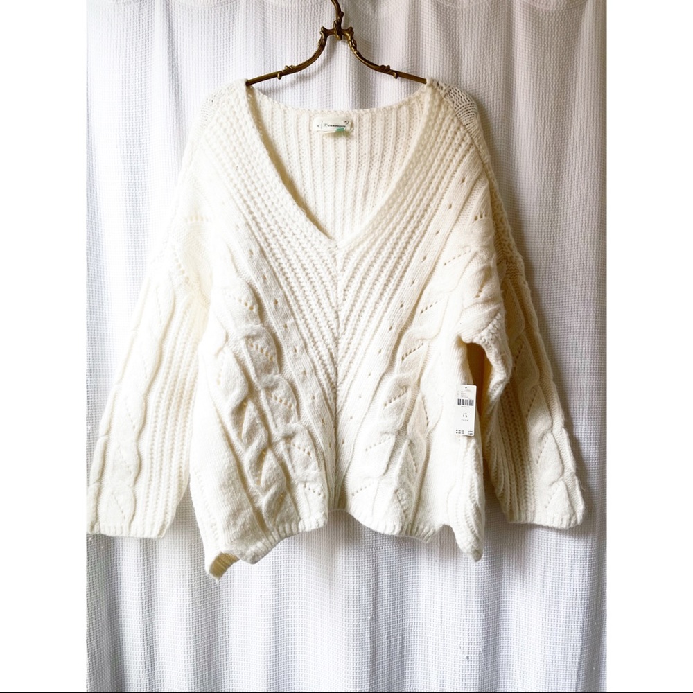 Anthropologie cream cable knit sweater